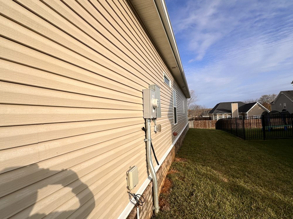 Roofline soffit corner detail
